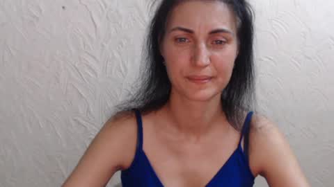 Snapshot of nensyfay_ chatting on June 23, 2:59 pm Nensy online show from June 23, 2:59 pm