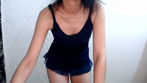 Snapshot of nensyfay_ chatting on July 7, 2:43 pm Nensy online show from July 7, 2:43 pm