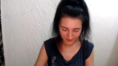 Snapshot of nensyfay_ chatting on July 23, 7:56 pm Nensy online show from July 23, 7:56 pm