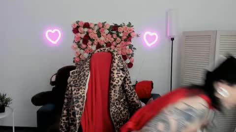 Neo Geisha online show from April 29, 7:12 am