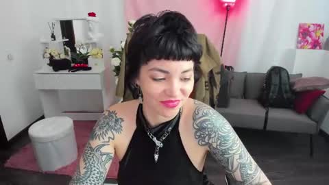 Neo Geisha online show from June 22, 4:09 am