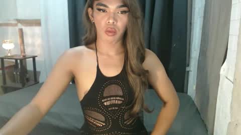 Snapshot of neomi_hardcock chatting on October 3, 3:42 pm neomi online show from October 3, 3:42 pm
