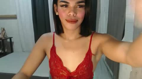 Snapshot of neomi_hardcock chatting on October 16, 9:21 am neomi online show from October 16, 9:21 am