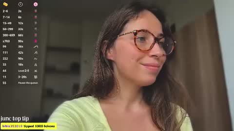 Riley online show from June 26, 10:30 am
