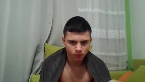 Snapshot of neoplayboy2 chatting on November 16, 3:12 am neoplayboy2 online show from November 16, 3:12 am