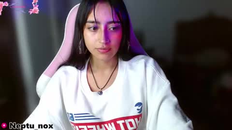 Neptu noxx online show from February 7, 2:26 am