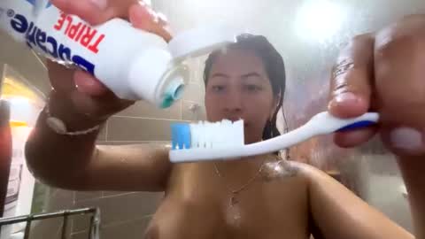 Helena    Every Friday new video for my fan club loves  online show from December 20, 5:53 pm