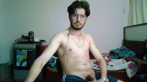 Snapshot of nerd_perverse02 chatting on March 9, 9:41 pm ner perverse02 online show from March 9, 9:41 pm