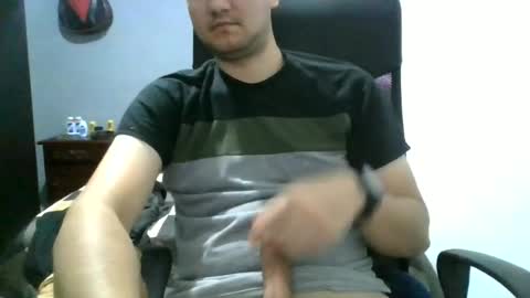 Snapshot of nerdxxx94 chatting on July 4, 4:29 am MrBull online show from July 4, 4:29 am