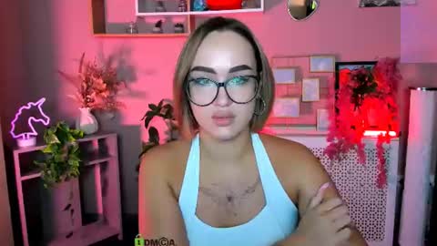Snapshot of neria_mist chatting on July 29, 1:09 pm Neria online show from July 29, 1:09 pm