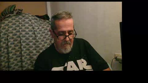 Snapshot of neron401 chatting on November 5, 9:04 pm neron401 online show from November 5, 9:04 pm