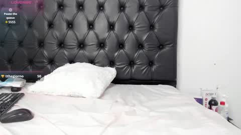 Nery online show from January 19, 2:36 am