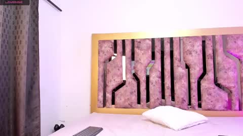 Nery online show from February 12, 8:07 pm