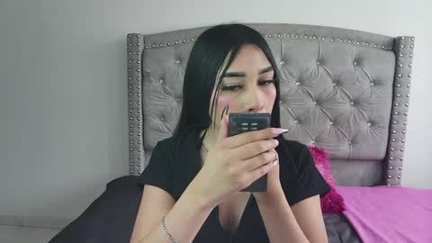 Snapshot of nesuko_kamado chatting on February 16, 3:16 pm nesuko_kamado online show from February 16, 3:16 pm