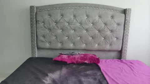 Snapshot of nesuko_kamado chatting on February 17, 6:37 pm nesuko_kamado online show from February 17, 6:37 pm