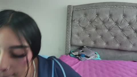 Snapshot of nesuko_kamado chatting on October 9, 4:27 pm nesuko_kamado online show from October 9, 4:27 pm