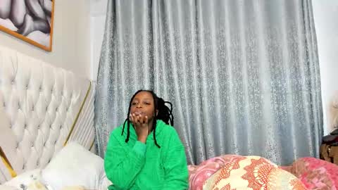 netfux_and_chill online show from January 6, 10:30 am