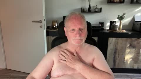 Snapshot of nettermann1968 chatting on May 28, 6:00 am nettermann1968 online show from May 28, 6:00 am