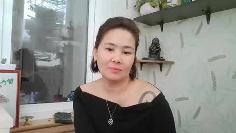 Nettie Allie online show from December 19, 8:43 am