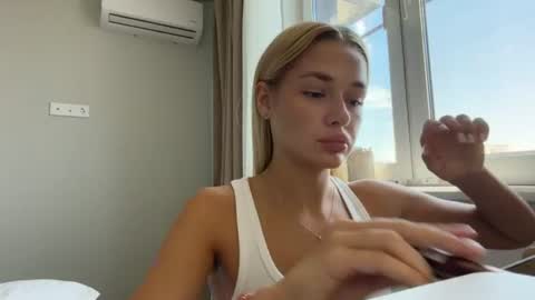 Snapshot of nevadasummey chatting on July 14, 10:21 am Kate online show from July 14, 10:21 am