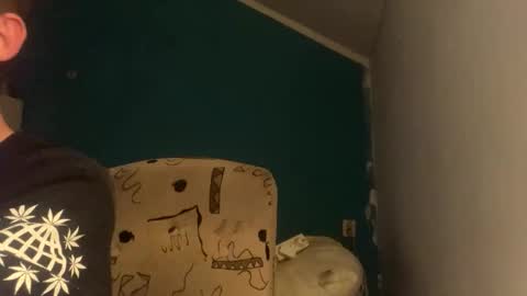 Snapshot of neverland966 chatting on September 21, 12:01 am Mark online show from September 21, 12:01 am