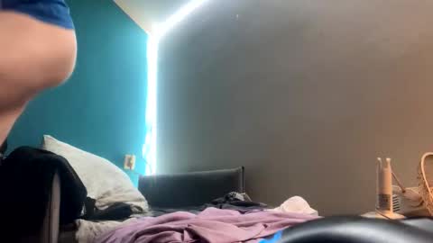 Snapshot of neverland966 chatting on October 23, 7:56 pm Mark online show from October 23, 7:56 pm