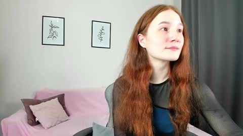 Snapshot of new_boobs chatting on February 26, 4:14 am Maria 3 online show from February 26, 4:14 am