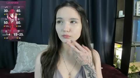 Snapshot of new_boobs chatting on May 12, 1:19 pm Maria 3 online show from May 12, 1:19 pm