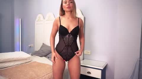 new dee online show from July 11, 5:21 am