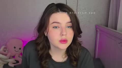 Snapshot of new_rina chatting on September 24, 7:06 pm Rina online show from September 24, 7:06 pm