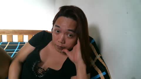 Snapshot of newest_star69 chatting on January 9, 12:46 am Lucy Pearl online show from January 9, 12:46 am