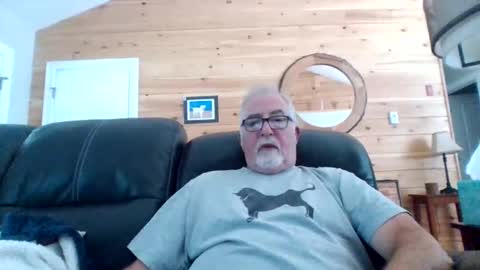 Snapshot of newhallboxer chatting on September 19, 5:35 pm newhallboxer online show from September 19, 5:35 pm