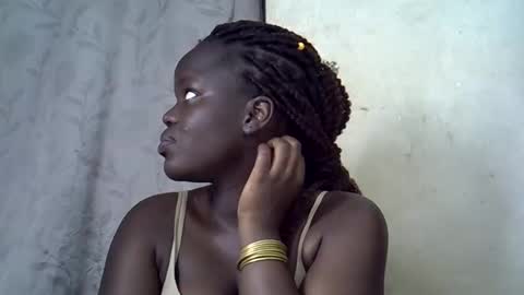 ryena and pam online show from December 30, 4:51 pm