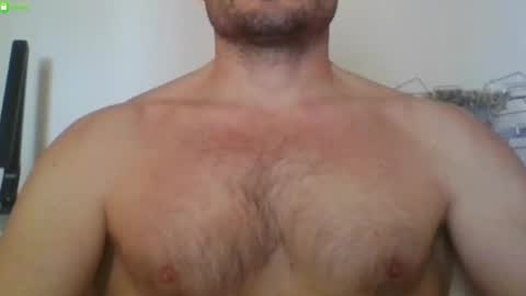 Snapshot of newtyguy90 chatting on February 23, 10:23 am newtyguy90 online show from February 23, 10:23 am