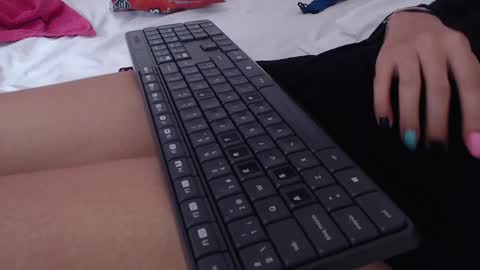 Snapshot of nextdoor_fantasy chatting on January 15, 6:54 am nextdoor_fantasy online show from January 15, 6:54 am