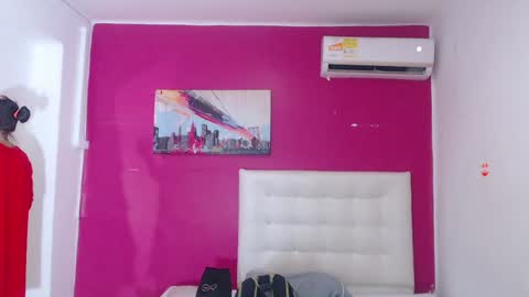 Snapshot of nextdoor_fantasy chatting on February 6, 3:27 am nextdoor_fantasy online show from February 6, 3:27 am