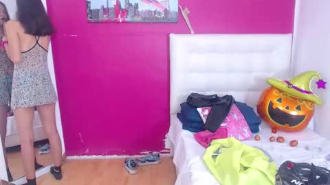 Snapshot of nextdoor_fantasy chatting on October 29, 3:31 am nextdoor_fantasy online show from October 29, 3:31 am