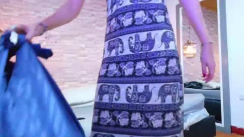 nextdoor_fantasy online show from June 24, 8:19 pm