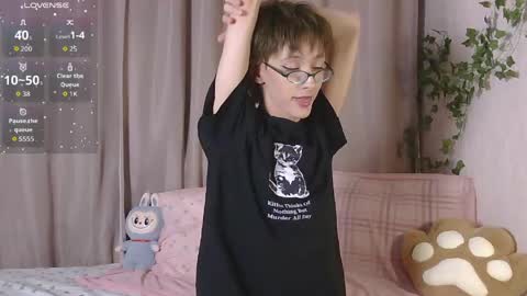 Snapshot of nextvibe1 chatting on April 27, 5:00 pm NextVibe1 online show from April 27, 5:00 pm