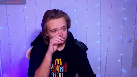 Snapshot of nexxxusme chatting on February 9, 12:14 am nexxxusme online show from February 9, 12:14 am