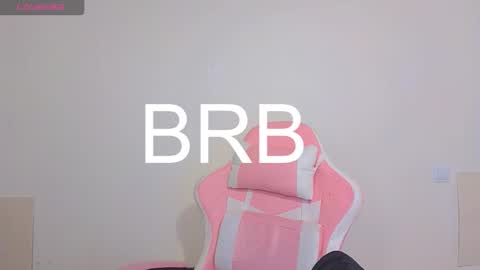 Snapshot of nexxxusme chatting on March 1, 1:07 am nexxxusme online show from March 1, 1:07 am