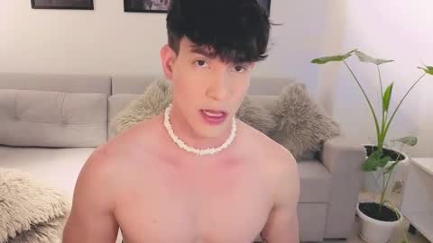 Snapshot of neythan__blaze chatting on September 21, 11:28 pm online show from September 21, 11:28 pm