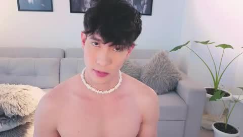 Snapshot of neythan__blaze chatting on October 1, 5:41 pm online show from October 1, 5:41 pm