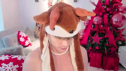   online show from December 5, 6:59 pm