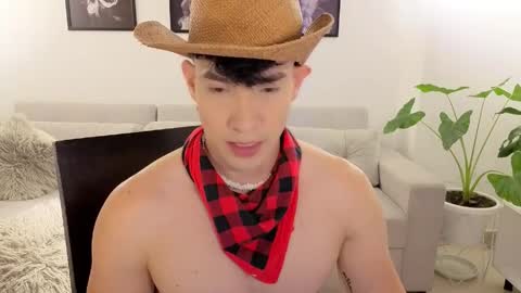   online show from May 23, 10:47 pm