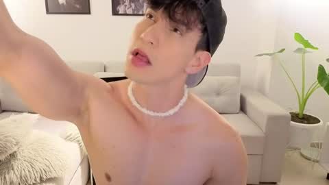   online show from June 13, 11:35 pm