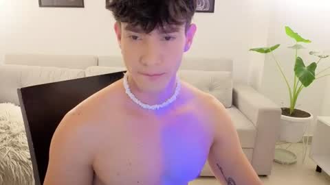   online show from June 14, 11:18 pm