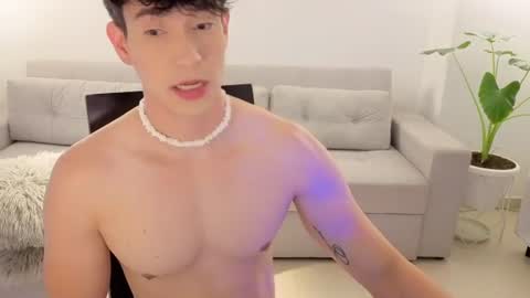   online show from June 17, 9:27 pm