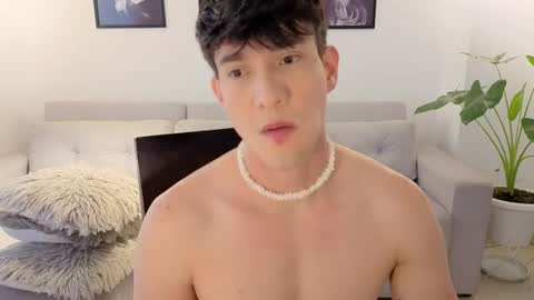   online show from August 2, 8:07 pm