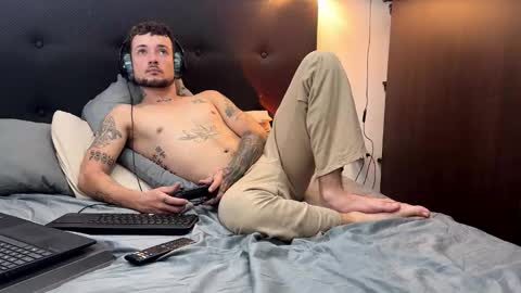 neythancopper online show from January 9, 11:57 am